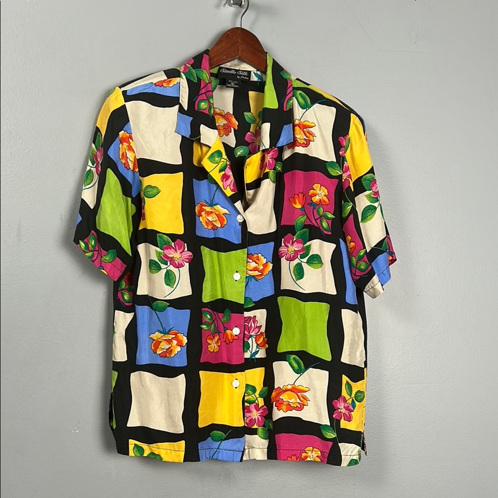 Women’s Vintage Studio Silk by Jordan Silk Floral Patchwork Short Sleeve Shirt M
